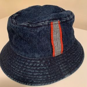 Denim bucket hat